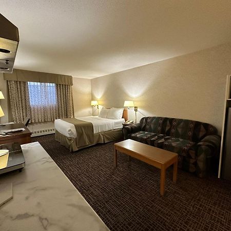 Coast Fort St John Hotel Fort St. John 外观 照片