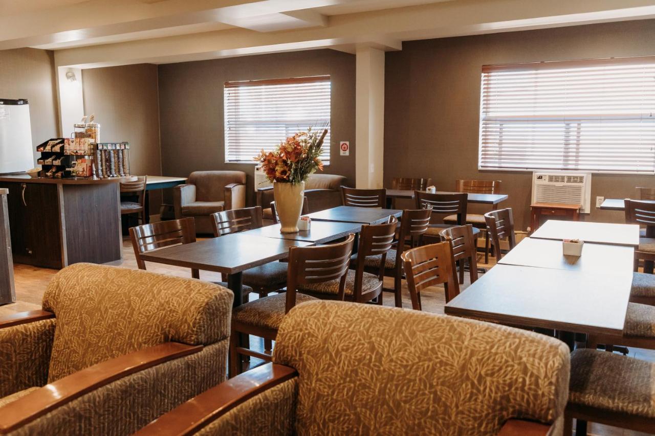 Coast Fort St John Hotel Fort St. John 外观 照片