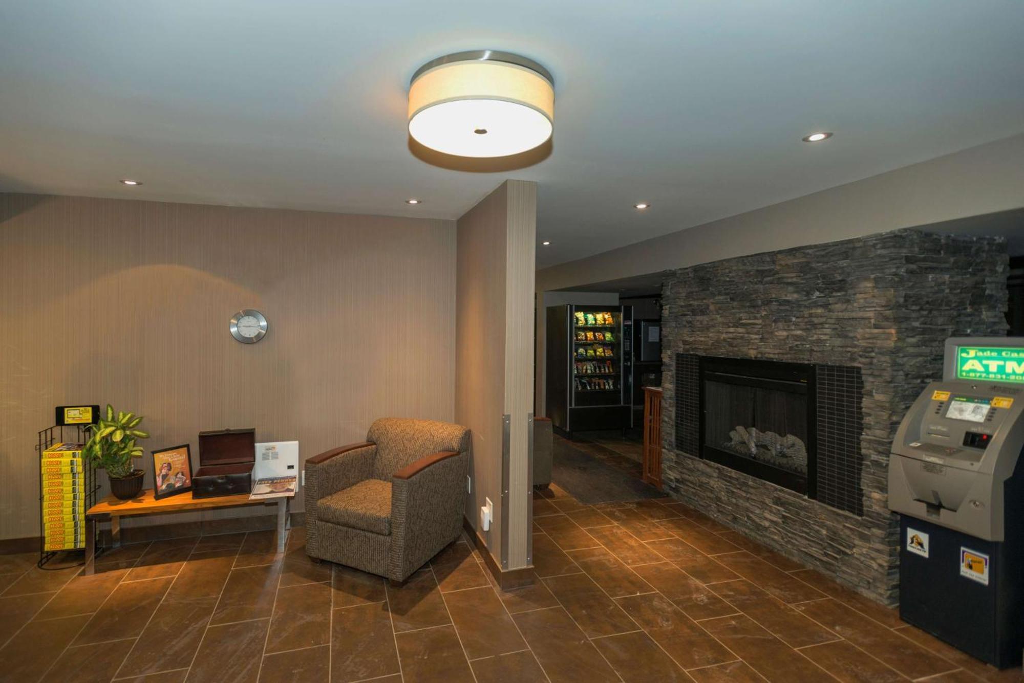 Coast Fort St John Hotel Fort St. John 外观 照片
