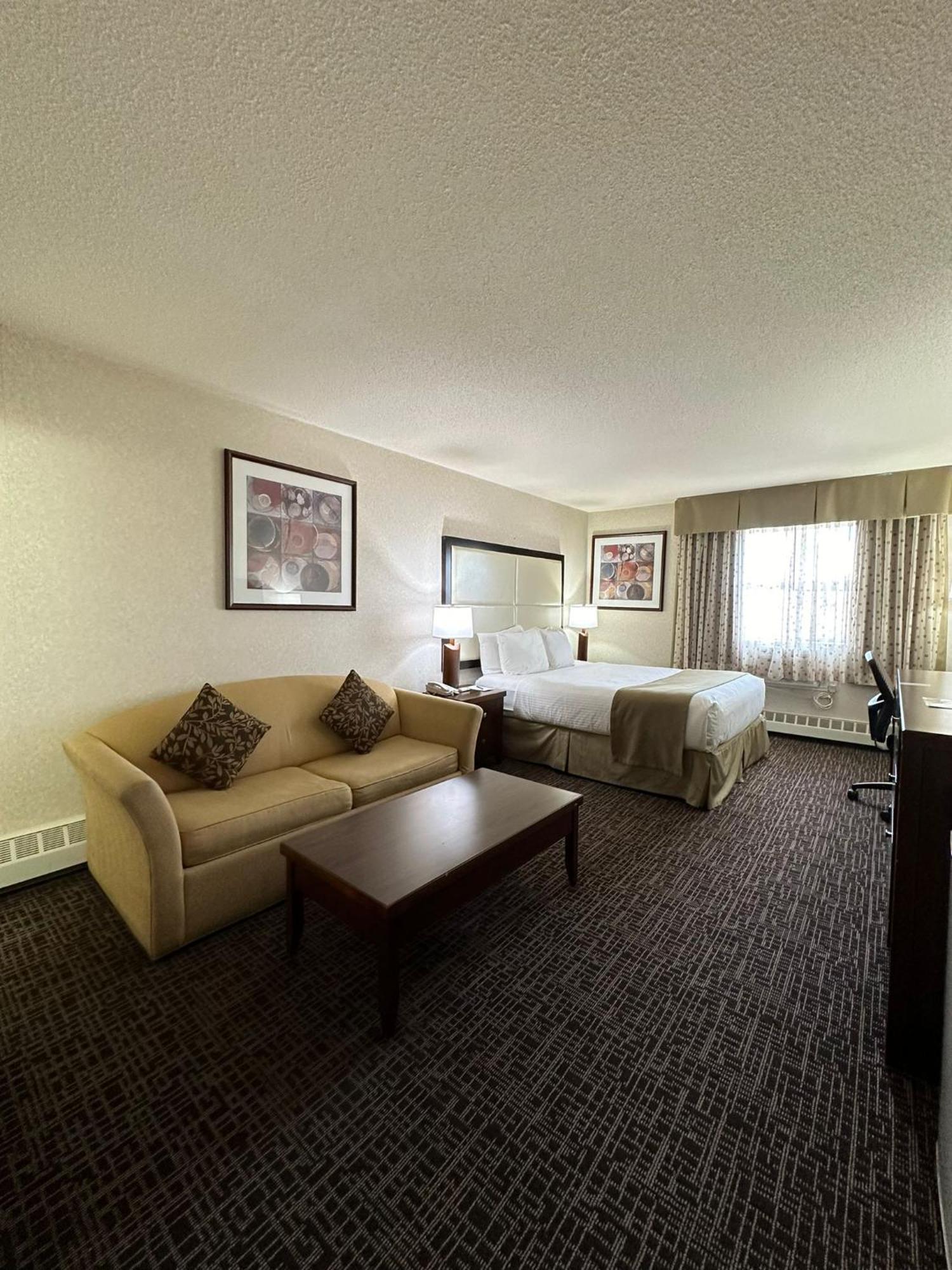 Coast Fort St John Hotel Fort St. John 外观 照片