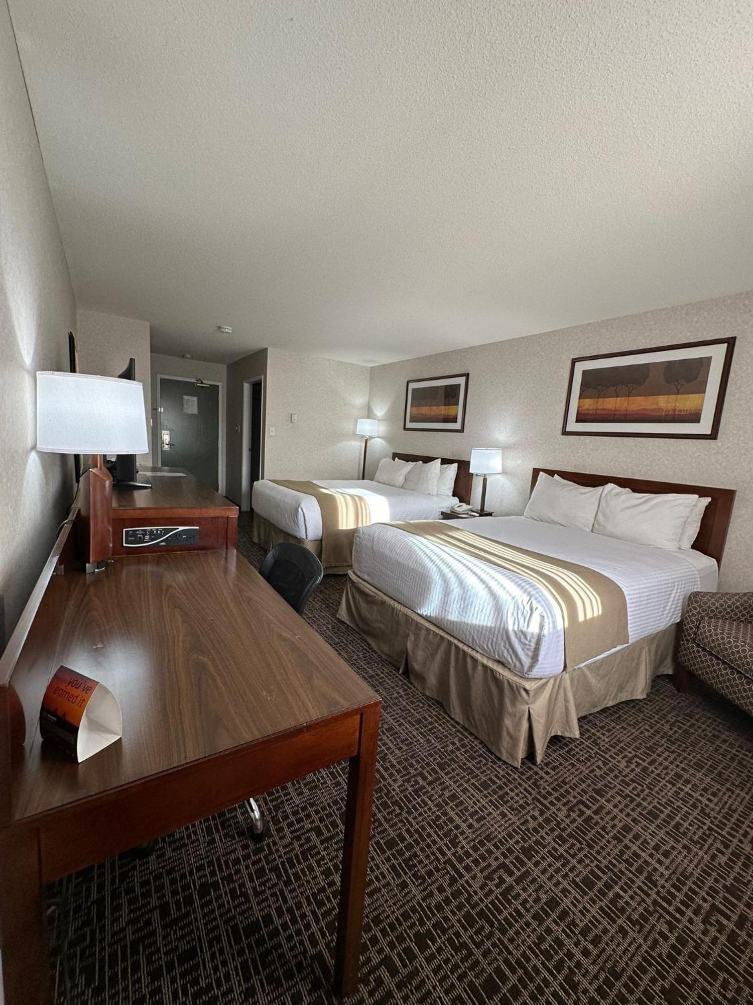 Coast Fort St John Hotel Fort St. John 外观 照片