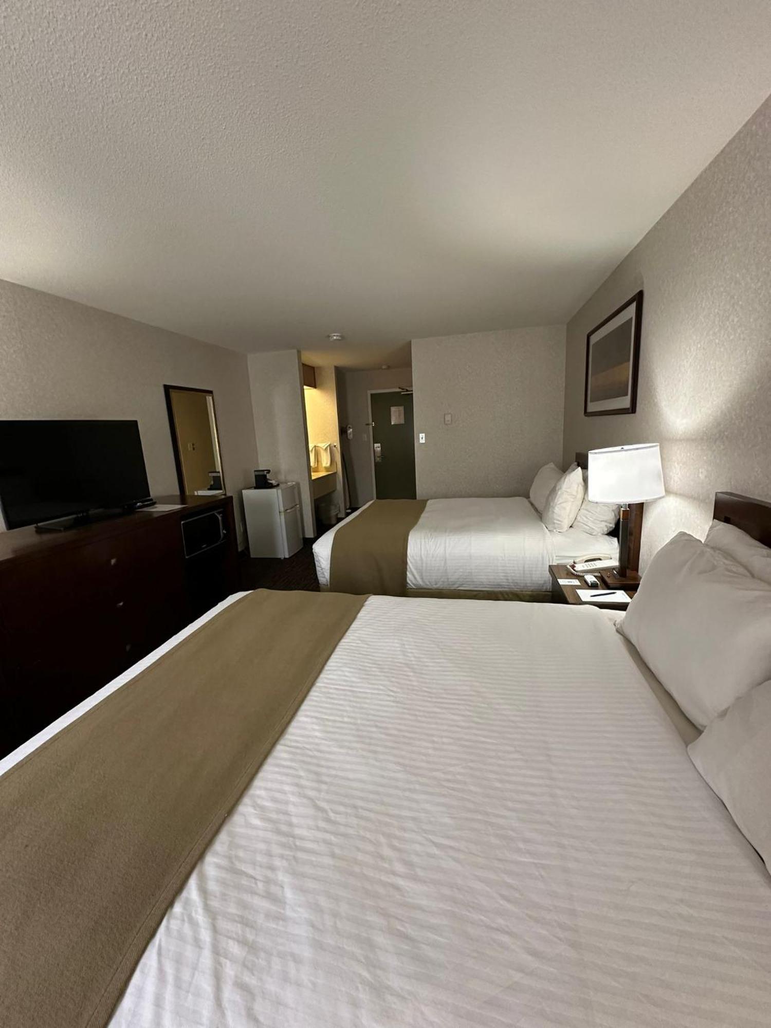 Coast Fort St John Hotel Fort St. John 外观 照片