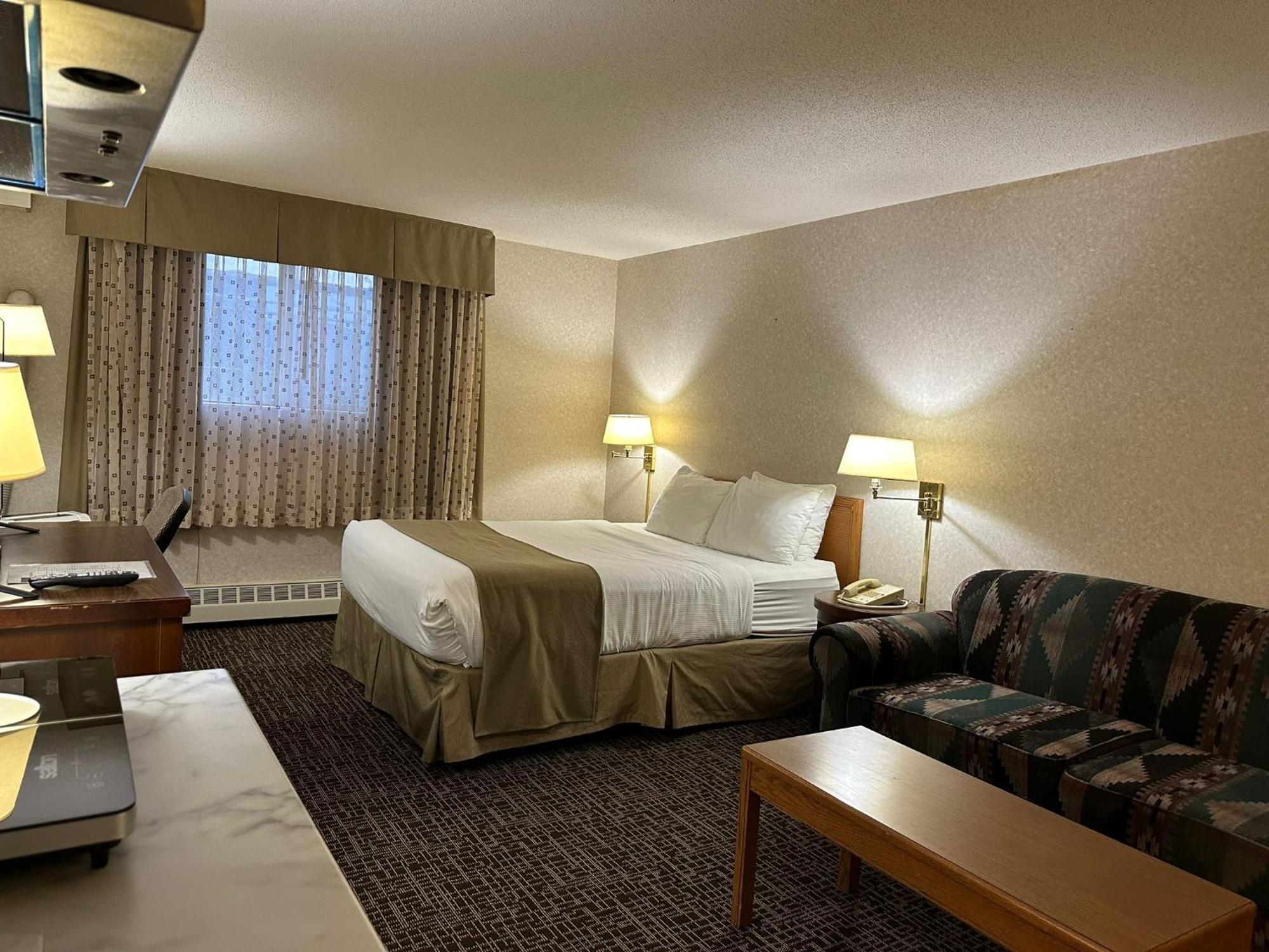 Coast Fort St John Hotel Fort St. John 外观 照片